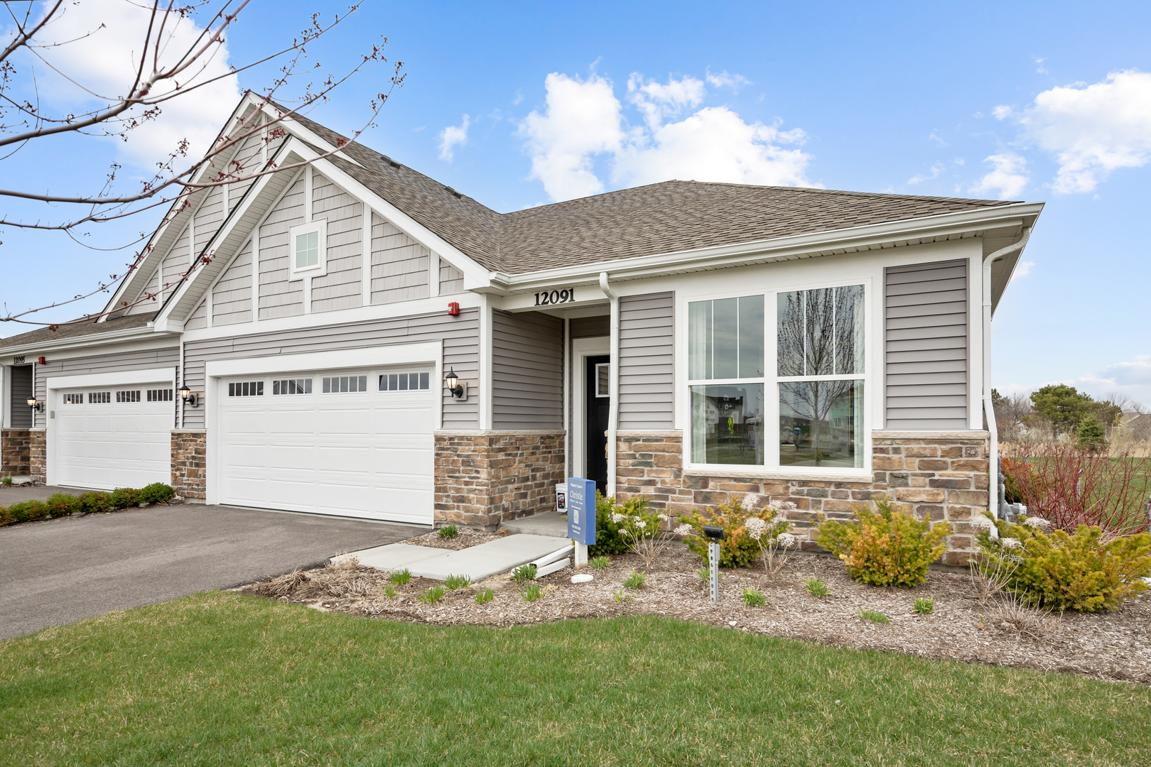 12091 Chandra Circle Huntley IL 60142