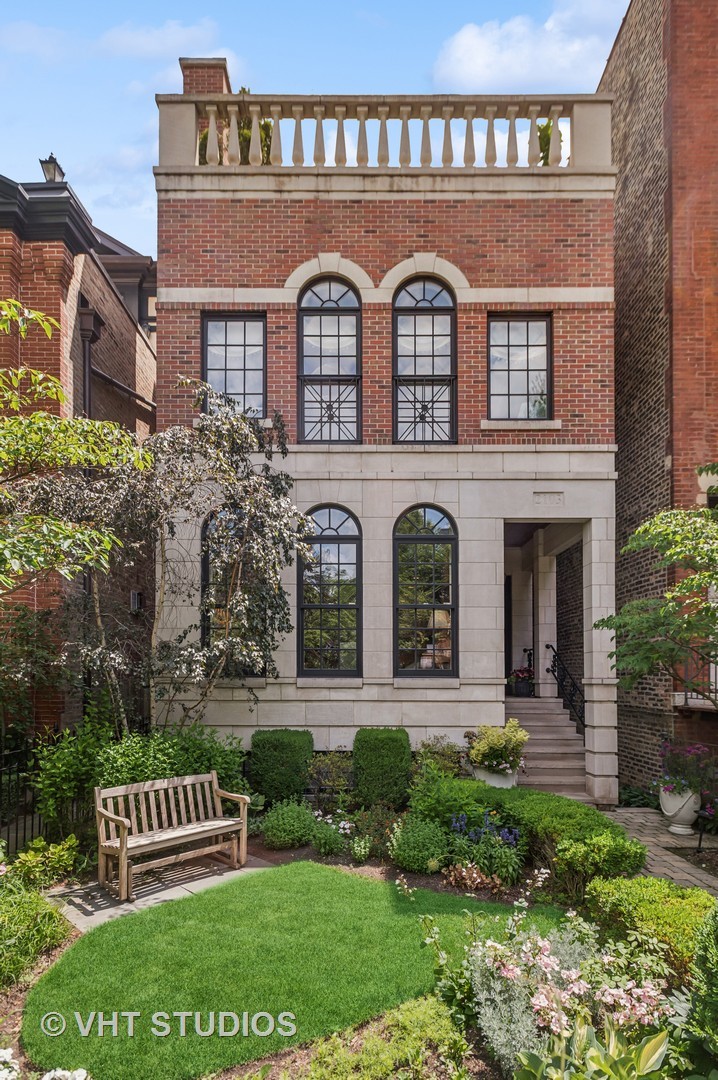 2103 North Clifton Avenue Chicago IL 60614