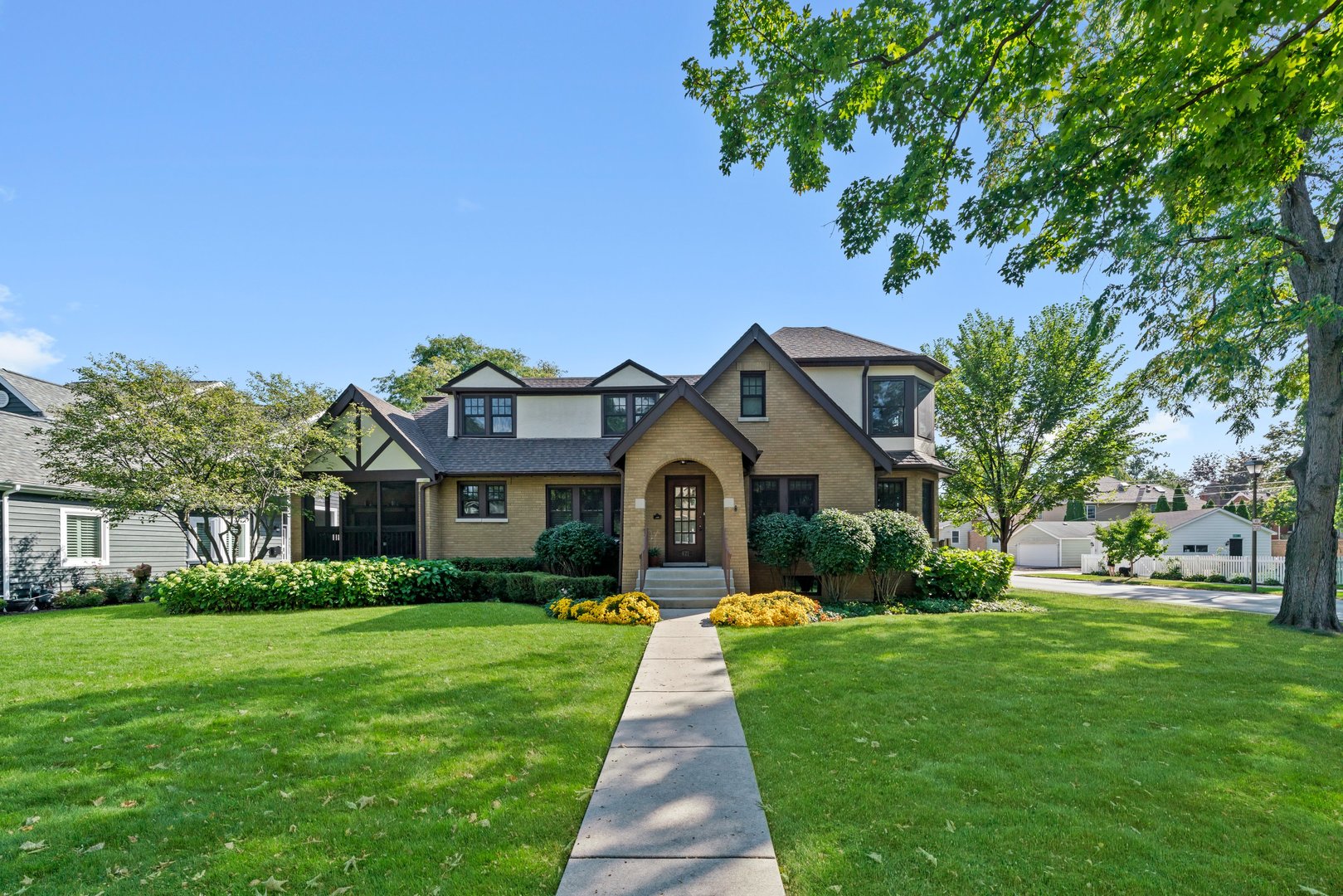 421 South Sunnyside Avenue Elmhurst IL 60126