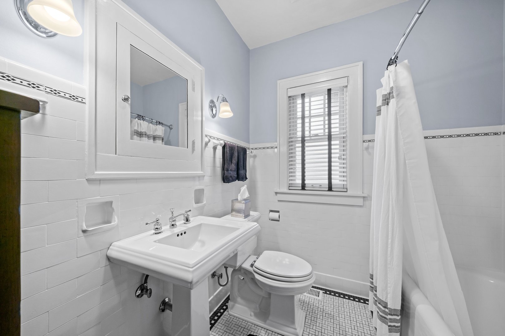 421 South Sunnyside Avenue Elmhurst IL 60126