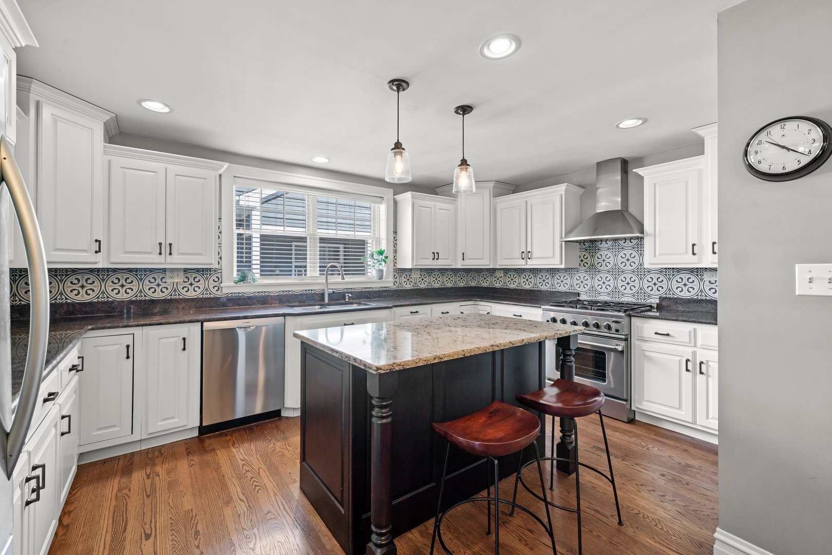 421 South Sunnyside Avenue Elmhurst IL 60126