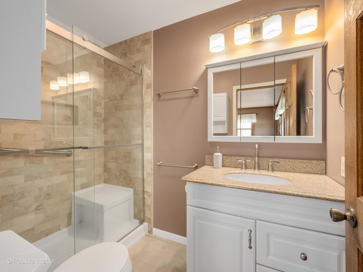 390 Arrowhead Trail Carol Stream IL 60188