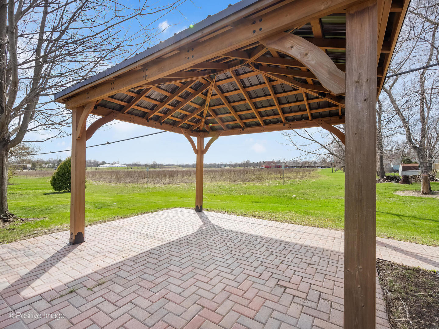 390 Arrowhead Trail Carol Stream IL 60188