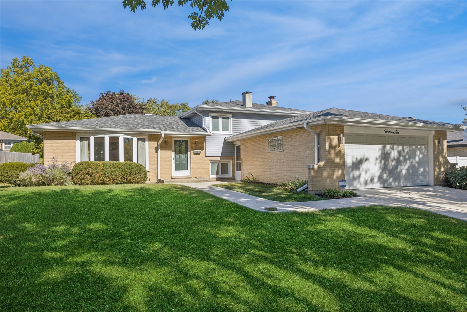 1310 Iroquois Lane Darien IL 60561