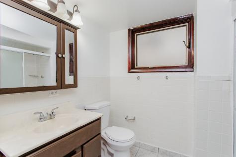 8706 West Stolting Road Niles IL 60714