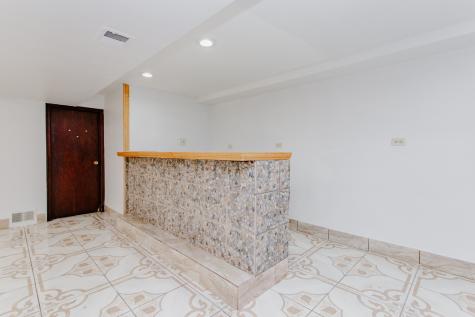 8706 West Stolting Road Niles IL 60714