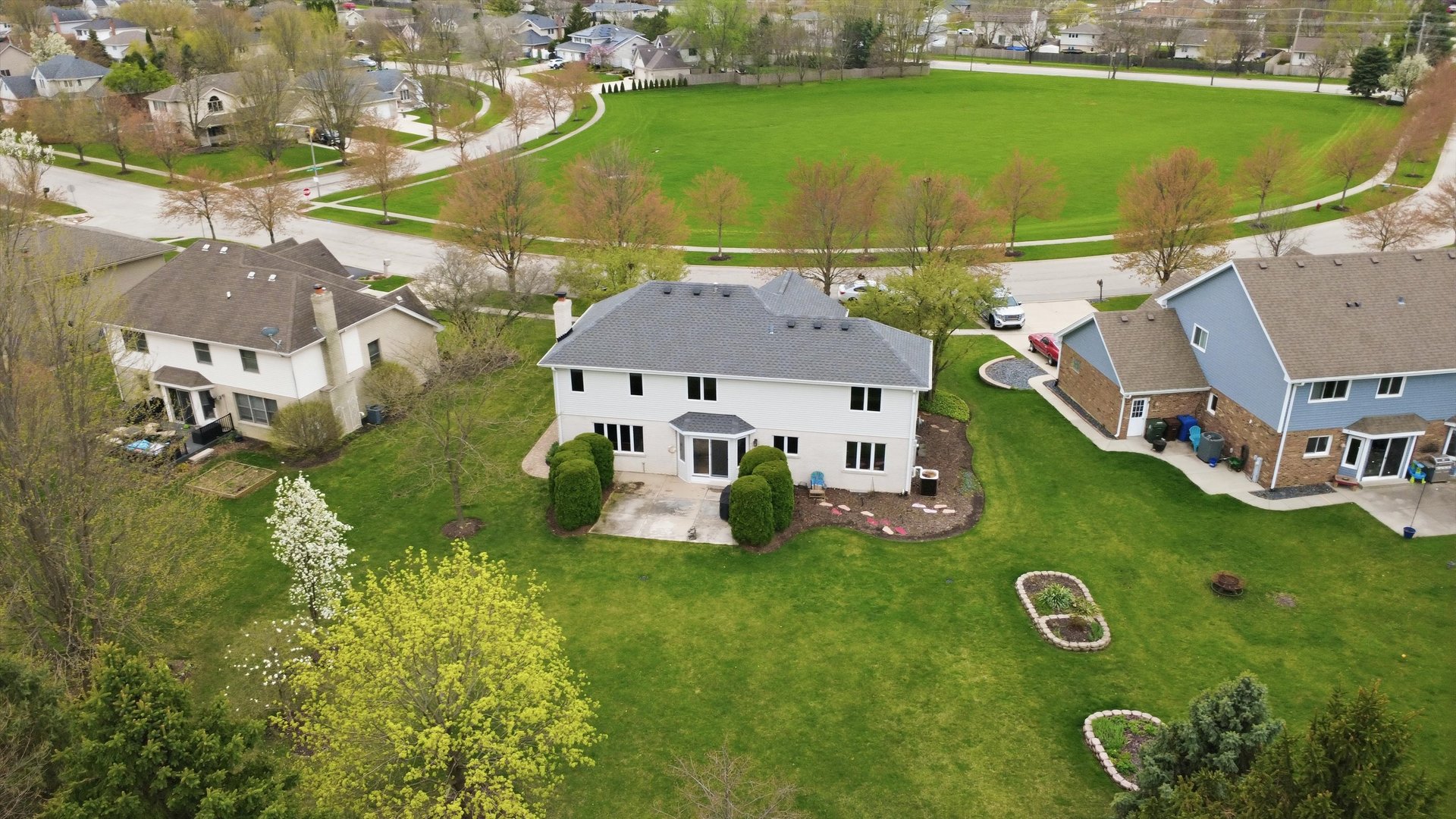 572 Bishops Gate New Lenox IL 60451