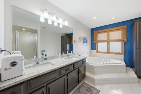 572 Bishops Gate New Lenox IL 60451