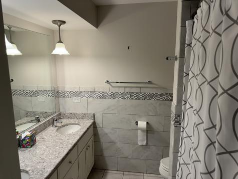8154 West Lyons Street Niles IL 60714