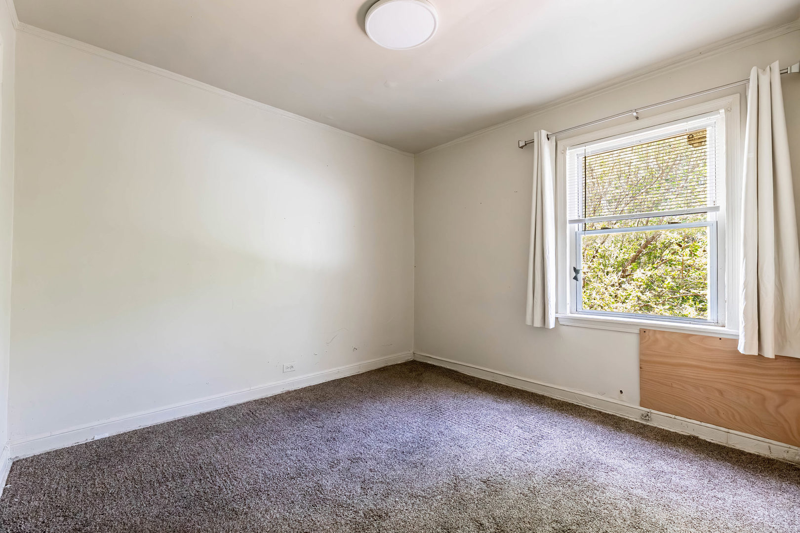 652 East 105th Place Chicago IL 60628