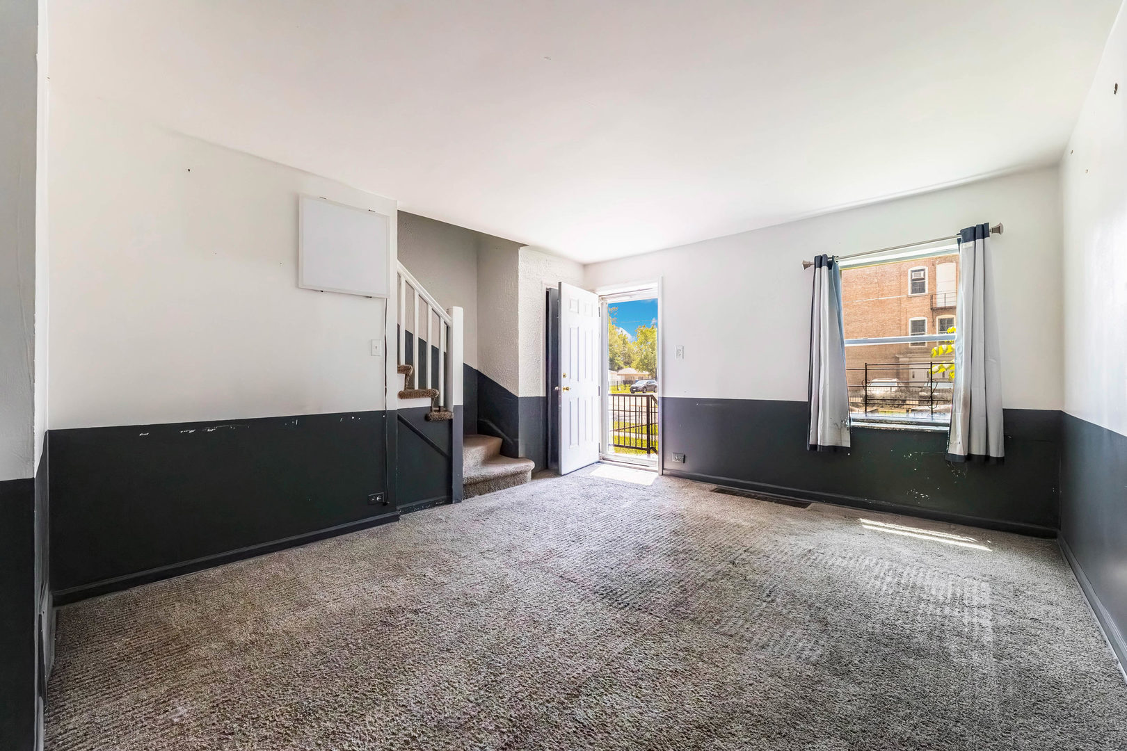 652 East 105th Place Chicago IL 60628