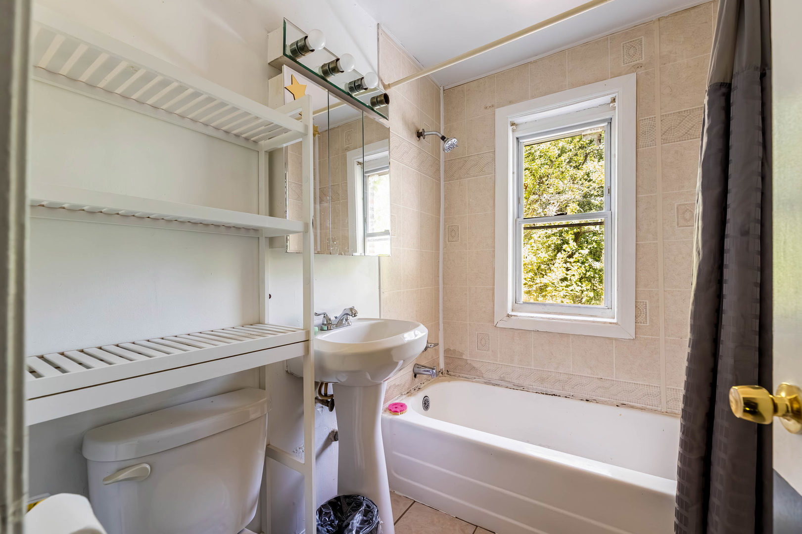 652 East 105th Place Chicago IL 60628