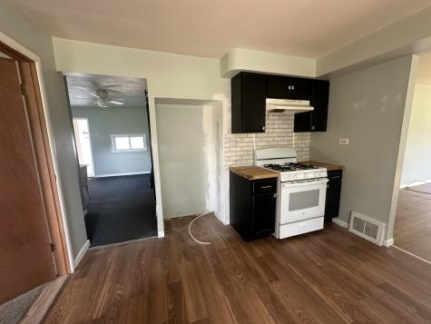 415 West Livingston Road Streator IL 61364