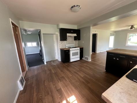 415 West Livingston Road Streator IL 61364