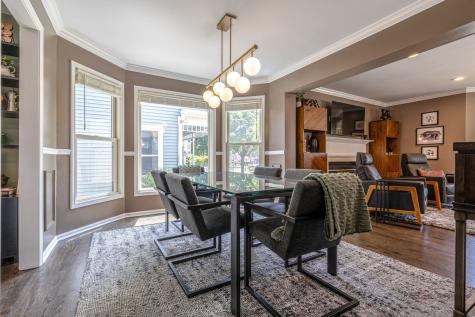 149 North Hale Street Palatine IL 60067