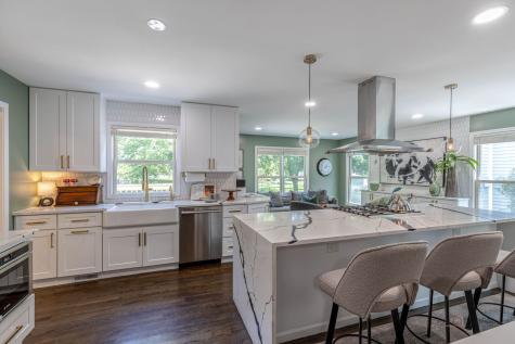 149 North Hale Street Palatine IL 60067