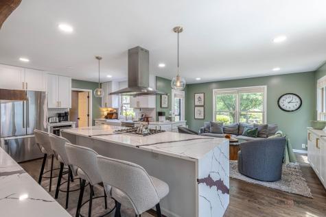 149 North Hale Street Palatine IL 60067