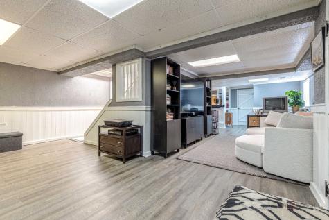 149 North Hale Street Palatine IL 60067