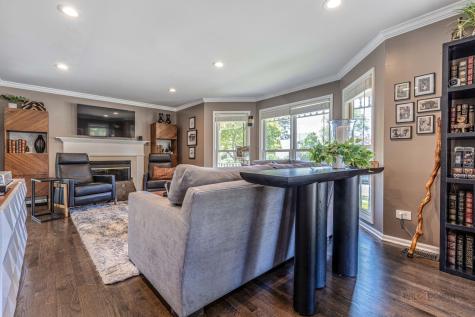 149 North Hale Street Palatine IL 60067
