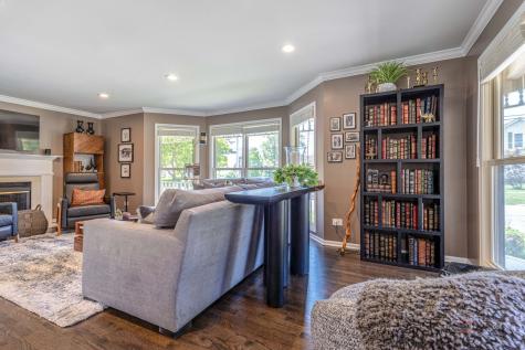 149 North Hale Street Palatine IL 60067