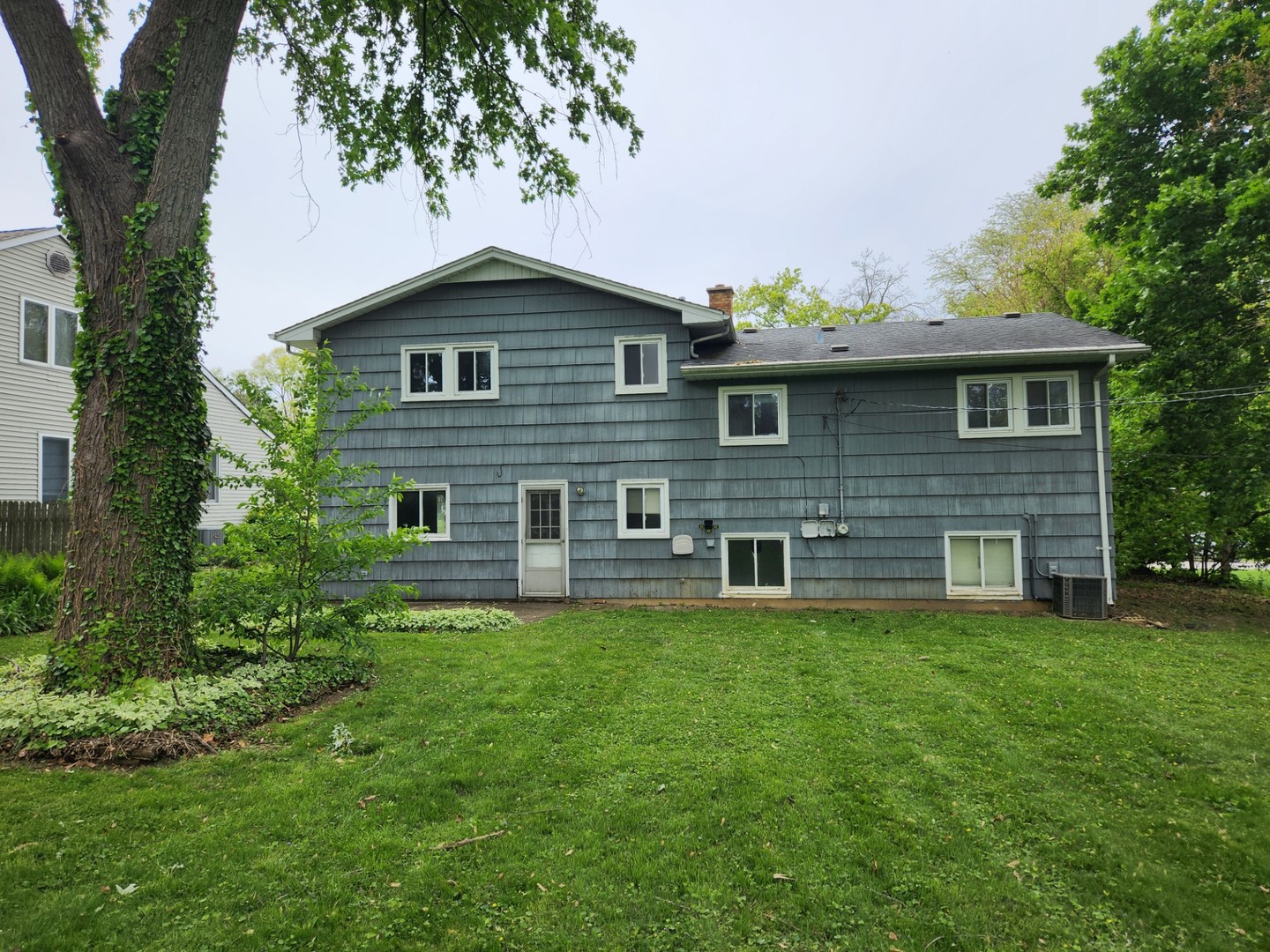 629 Jonquil Avenue Lisle IL 60532