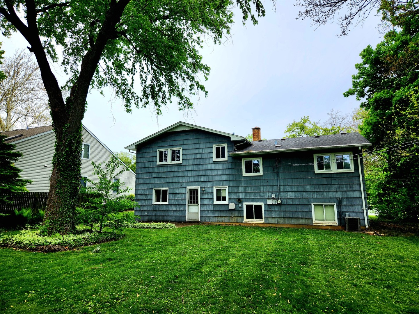 629 Jonquil Avenue Lisle IL 60532