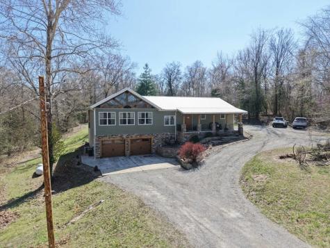 14183 Fowler School Road Marion IL 62959