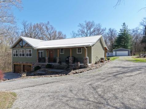14183 Fowler School Road Marion IL 62959