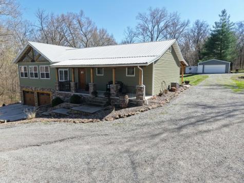 14183 Fowler School Road Marion IL 62959