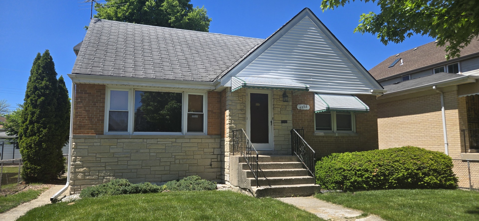 4538 North Mobile Avenue Chicago IL 60630