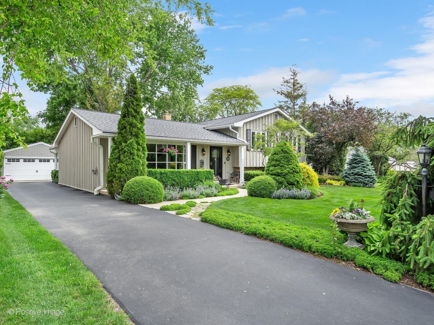 126 Naperville Road Clarendon Hills IL 60514