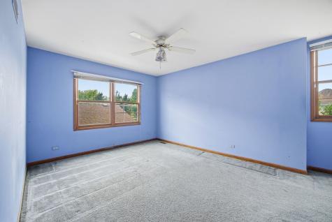 1333 West Sable Drive Addison IL 60101