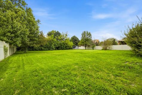 1333 West Sable Drive Addison IL 60101