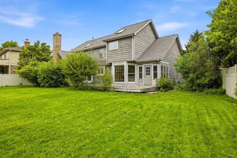 1333 West Sable Drive Addison IL 60101