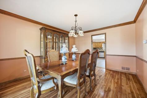 1333 West Sable Drive Addison IL 60101
