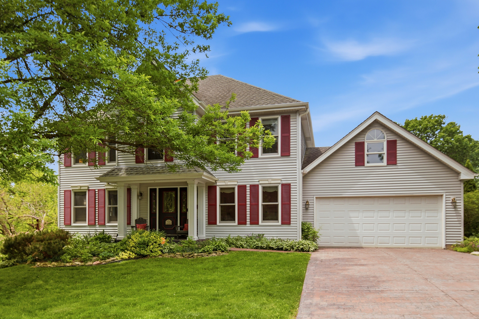 260 Hillhurst Drive Cary IL 60013