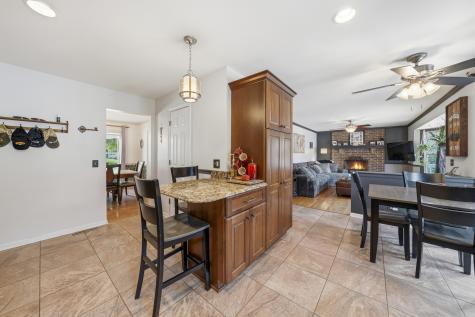 260 Hillhurst Drive Cary IL 60013