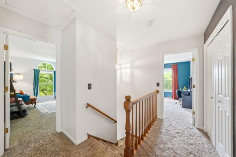 260 Hillhurst Drive Cary IL 60013