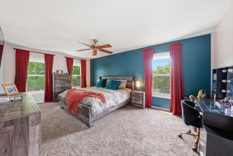 260 Hillhurst Drive Cary IL 60013