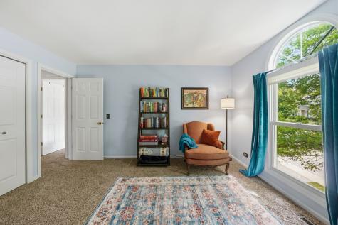 260 Hillhurst Drive Cary IL 60013