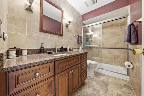 260 Hillhurst Drive Cary IL 60013