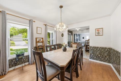260 Hillhurst Drive Cary IL 60013