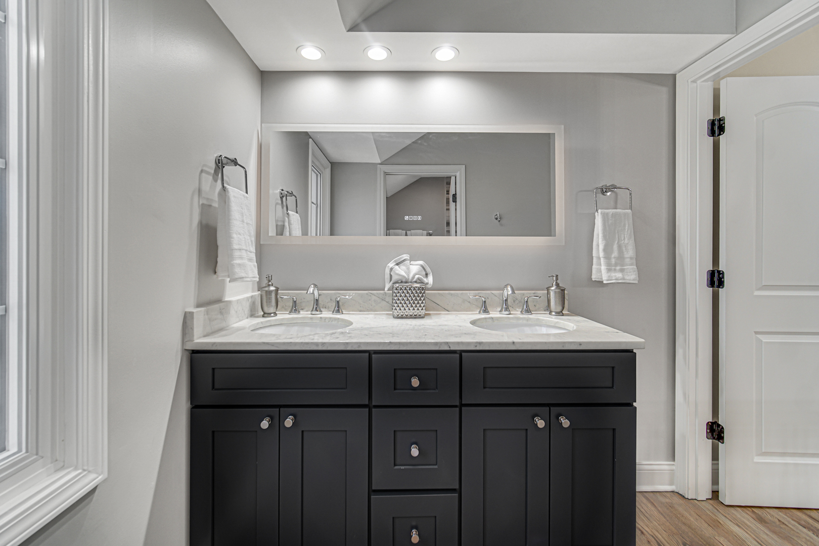 967 West Bauer Road Naperville IL 60563
