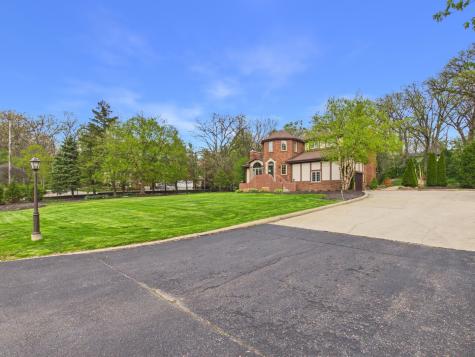12735 South 84th Avenue Palos Park IL 60464