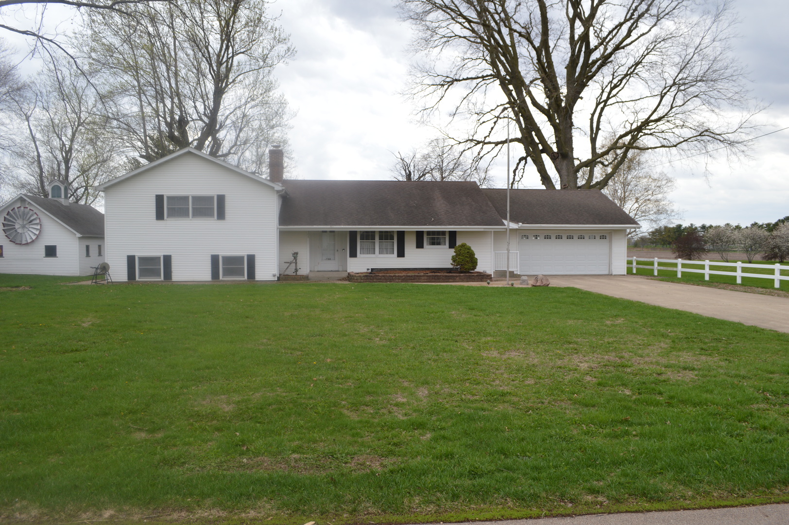 708 East Thompson Street Princeton IL 61356