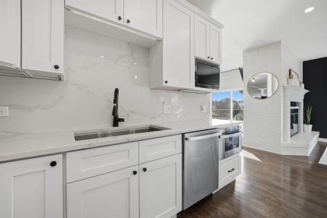 13202 Lakepoint Drive Plainfield IL 60585