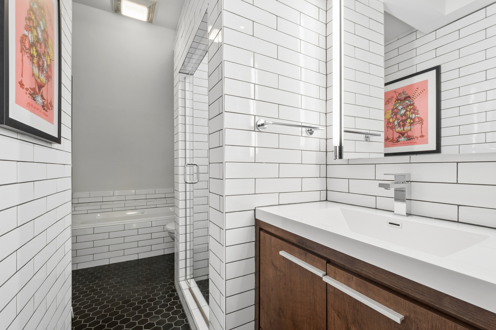 5339 West Berenice Avenue Chicago IL 60641