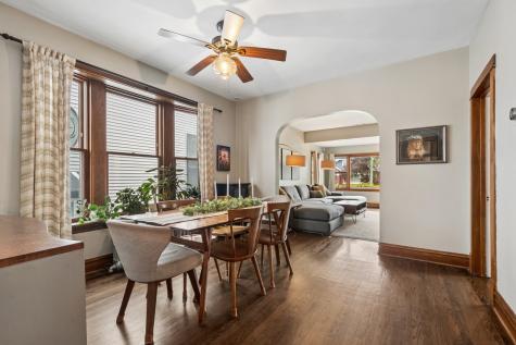 5339 West Berenice Avenue Chicago IL 60641