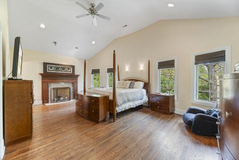 3219 University Avenue Highland Park IL 60035