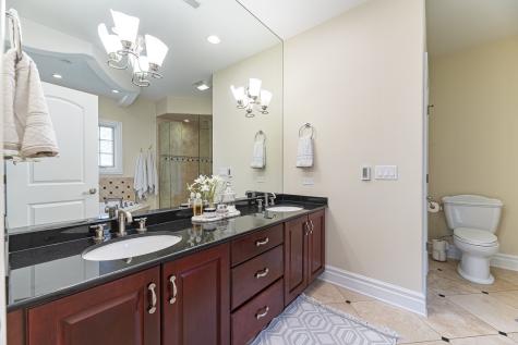 3219 University Avenue Highland Park IL 60035